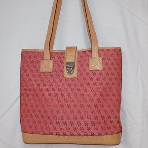 Dooney & Bourke signature with matching wallet